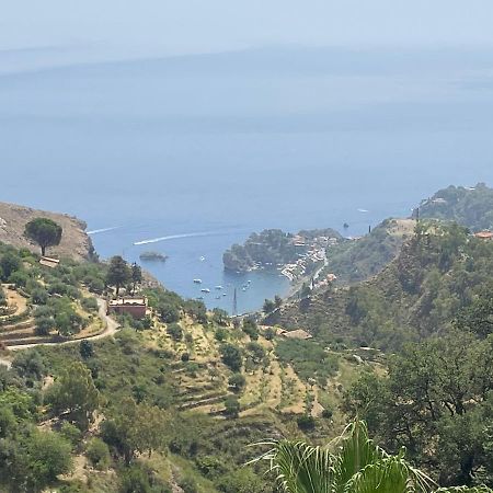 Mi 'Ffaciu E Mi Ricriu Casa Vacanze Кастельмола Экстерьер фото