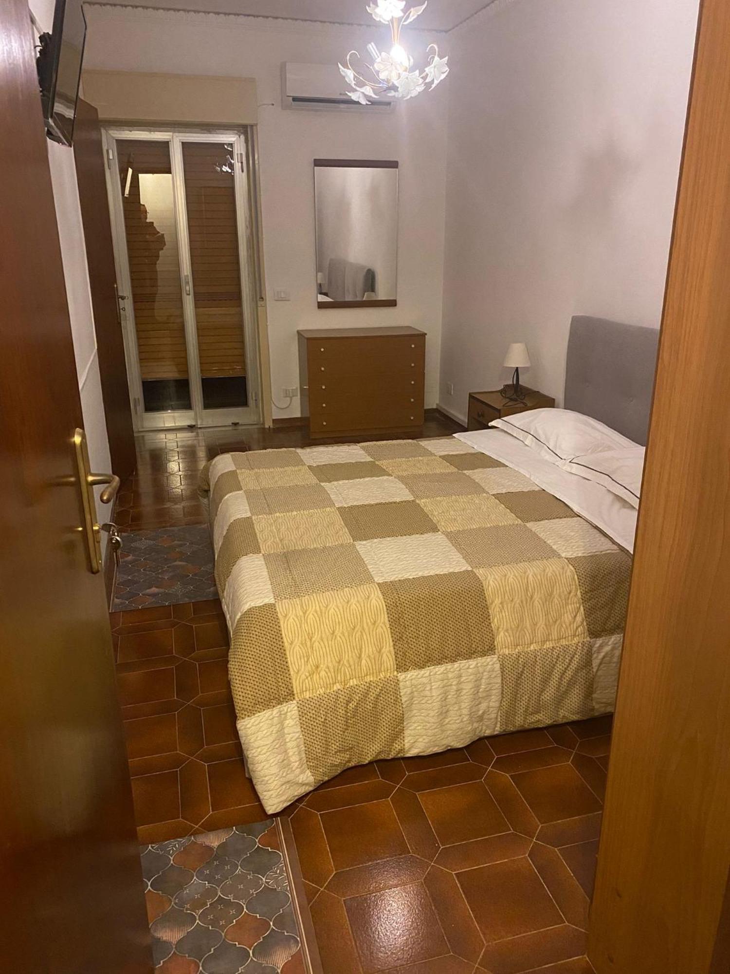 Mi 'Ffaciu E Mi Ricriu Casa Vacanze Кастельмола Экстерьер фото